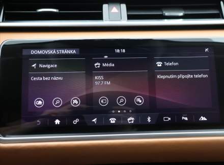 Land Rover - Range Rover Velar