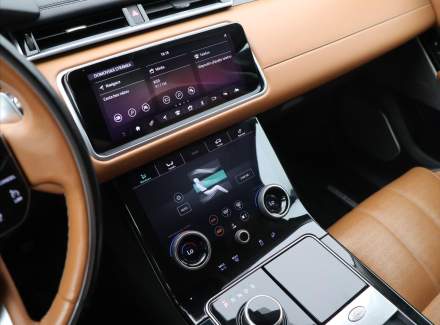 Land Rover - Range Rover Velar