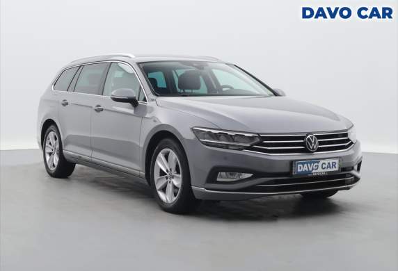 Volkswagen - Passat