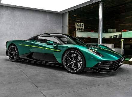 Aston Martin - Valhalla