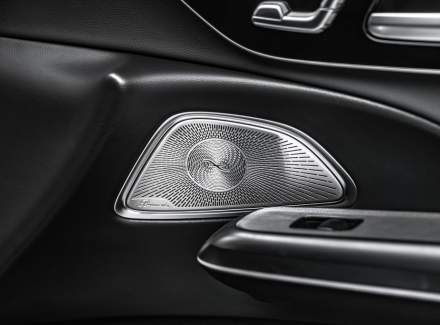 Mercedes-Benz - E-class