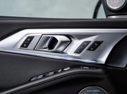 BMW - XM