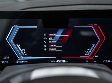 BMW - XM