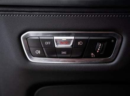 BMW - XM