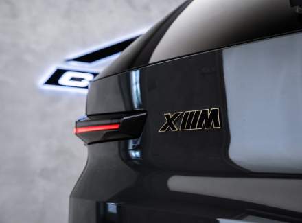 BMW - XM