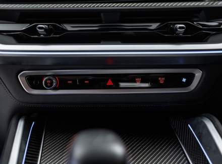 BMW - XM