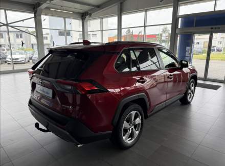 Toyota - RAV 4