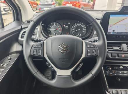 Suzuki - SX4