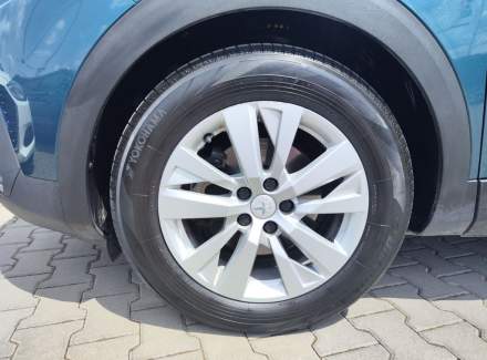 Peugeot - 5008