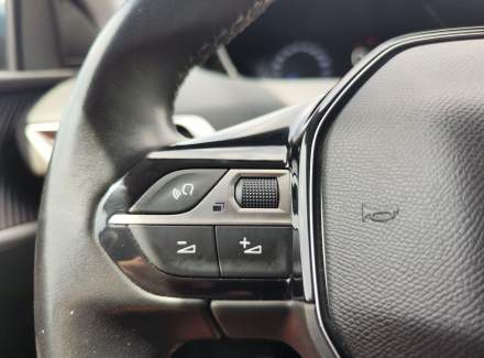 Peugeot - 5008