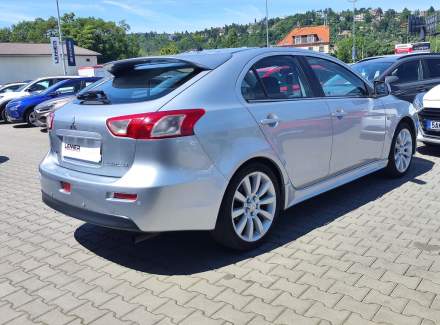 Mitsubishi - Lancer