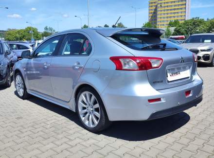 Mitsubishi - Lancer
