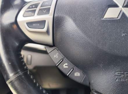 Mitsubishi - Lancer