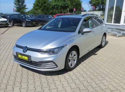 Volkswagen - Golf