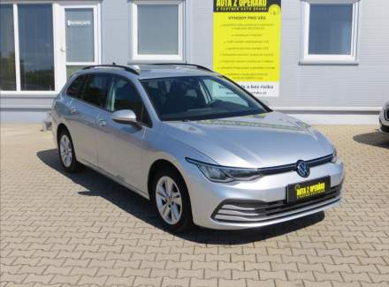 Volkswagen - Golf