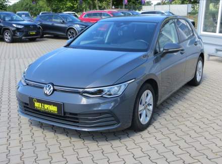 Volkswagen - Golf