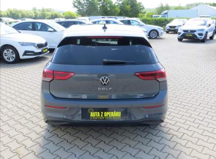 Volkswagen - Golf