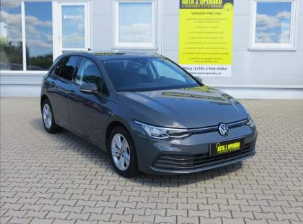 Volkswagen - Golf