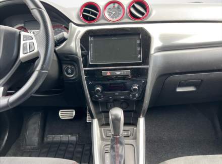 Suzuki - Vitara