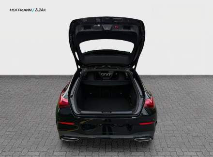 Mercedes-Benz - CLA