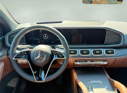 Mercedes-Benz - GLE