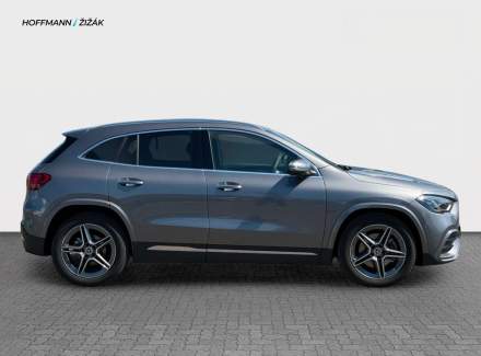 Mercedes-Benz - GLA