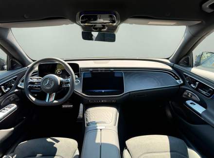 Mercedes-Benz - E-class