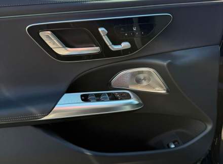 Mercedes-Benz - E-class