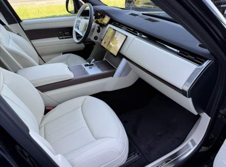 Land Rover - Range Rover