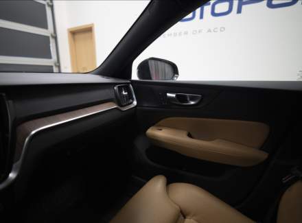 Volvo - V60