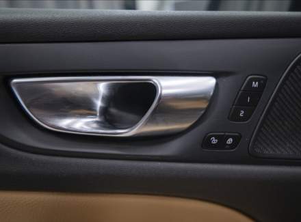 Volvo - V60