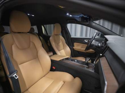 Volvo - V60