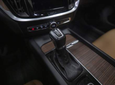 Volvo - V60