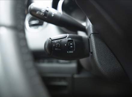 Peugeot - 5008