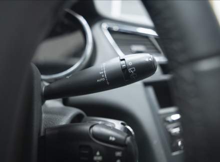 Peugeot - 5008