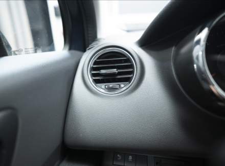 Peugeot - 5008