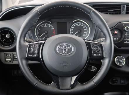 Toyota - Yaris