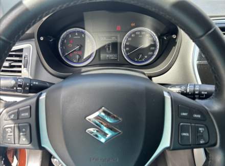 Suzuki - SX4
