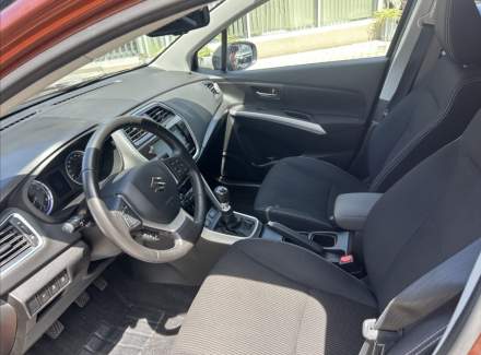 Suzuki - SX4