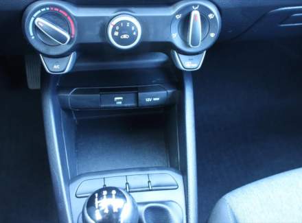 Kia - Stonic
