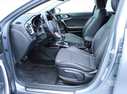 Kia - XCeed