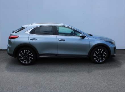 Kia - XCeed