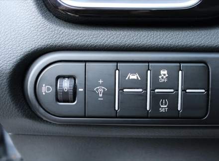 Kia - XCeed