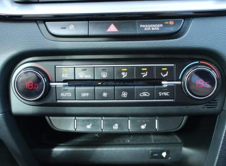 Kia - XCeed