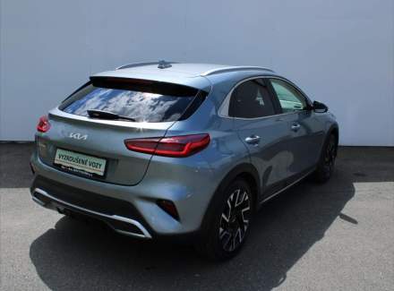 Kia - XCeed