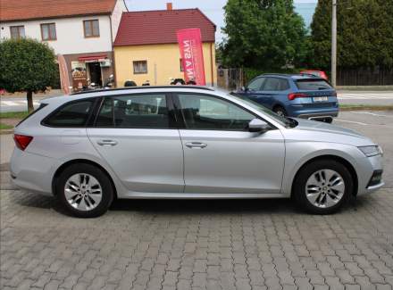Škoda - Octavia
