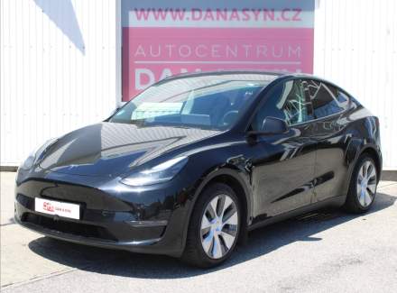 Tesla - Model Y