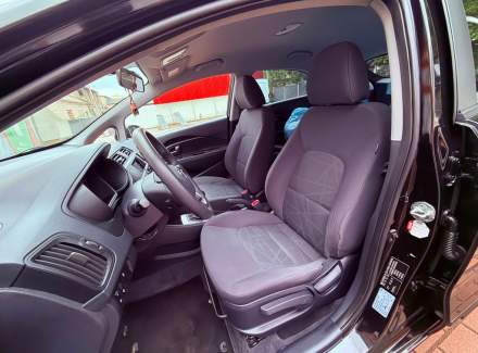 Kia - Rio