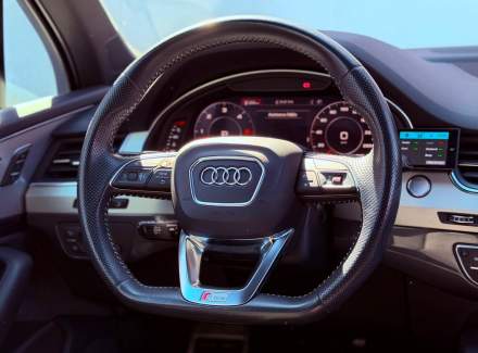 Audi - Q7