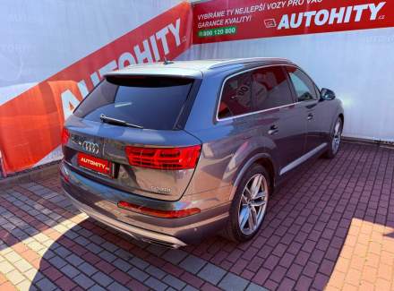Audi - Q7